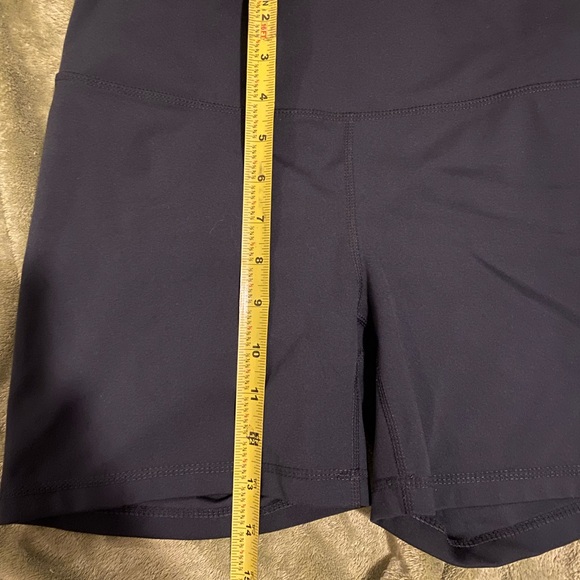 Yogalicious Lux Bike Shorts, size M - Picture 4 of 6
